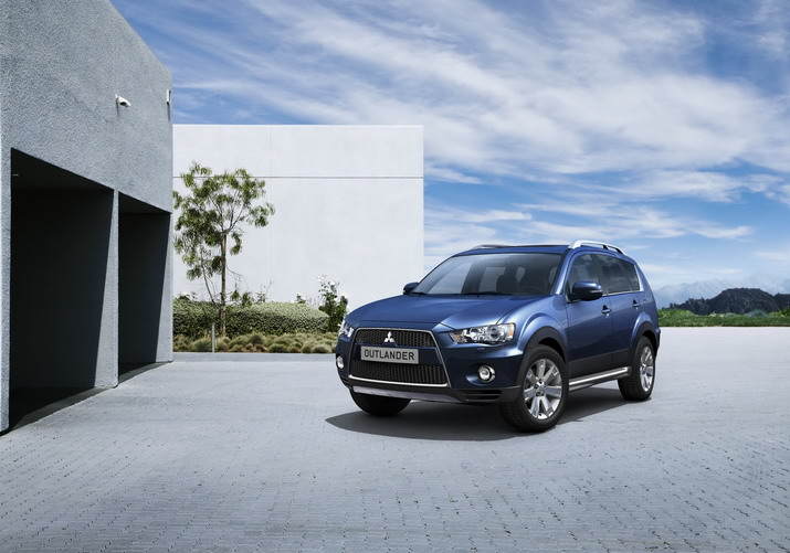 Mitsubishi_Outlander_XL_3.jpg Mitsubishi_Outlander_XL_3.jpg