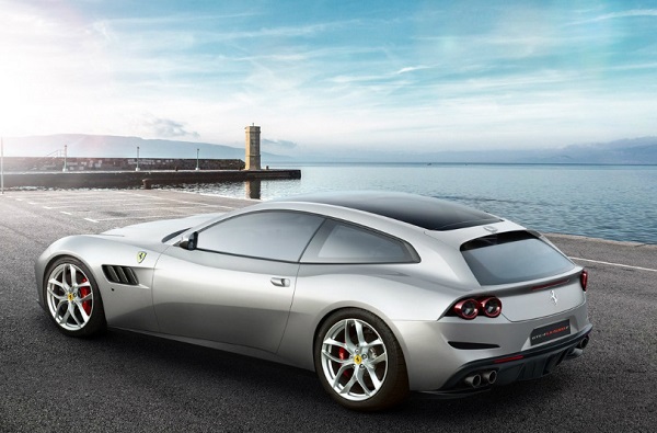 Ferrari GTC4 Lucco Ferrari GTC4 Lucco