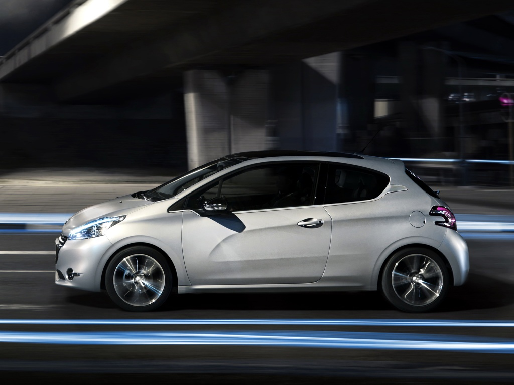 peugeot_208_3-door_3.jpg peugeot_208_3-door_3.jpg