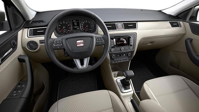 Seat-Toledo-2012-3.jpg Seat-Toledo-2012-3.jpg