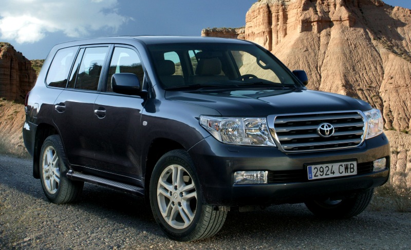 toyota_land_cruiser_200_45.jpg