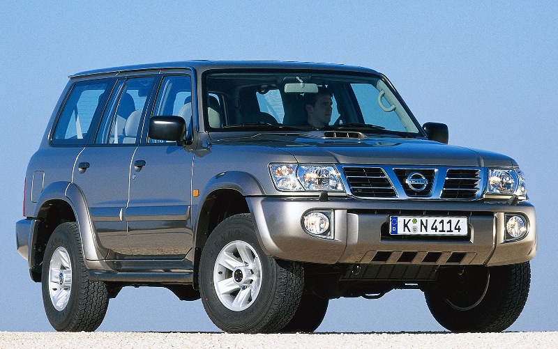 nissan_patrol_07.jpg