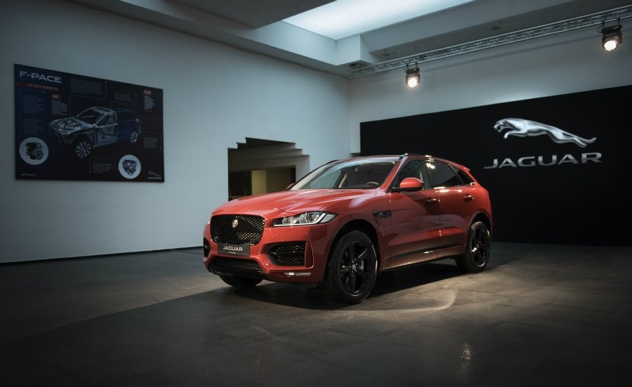 Jaguar F-Pace