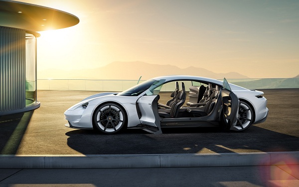 Porsche Mission E 