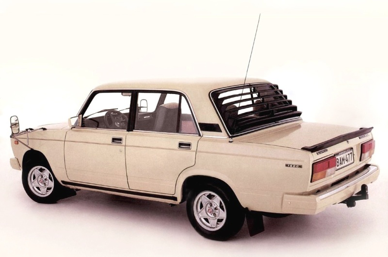 lada_2107_04.jpg