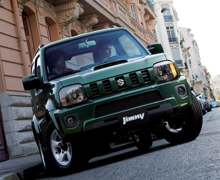 Suzuki_Jimny_14.jpg