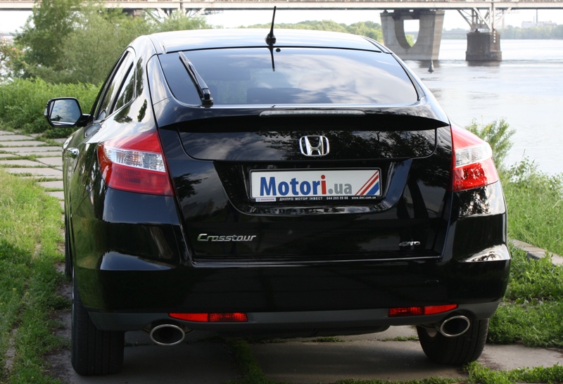 Honda_Crosstour_Test_06.JPG