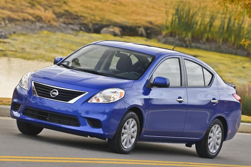 Nissan_Versa_2.jpg