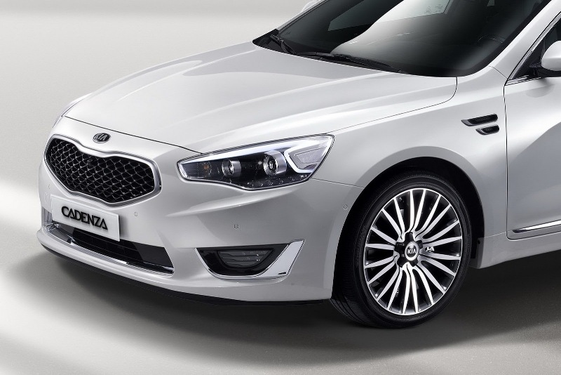 Kia-Cadenza_3.jpg