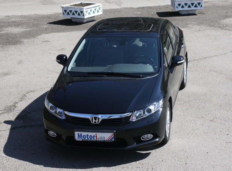 Honda_Civic_Sedan_10.JPG