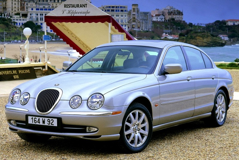 jaguar_s-type.jpg jaguar_s-type.jpg