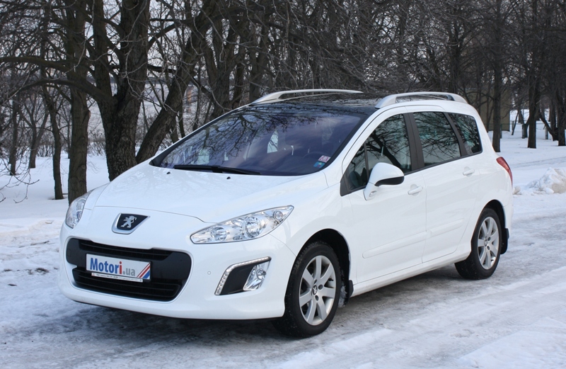 Peugeot_308_SW_03.JPG