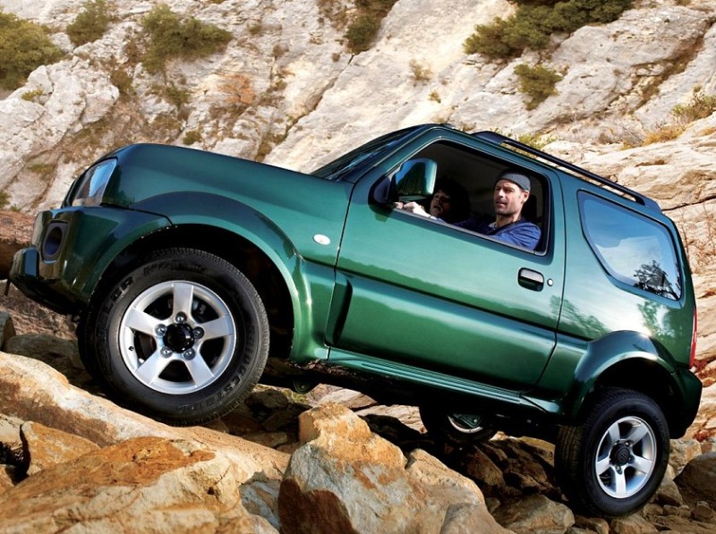 Suzuki_Jimny_02.jpg