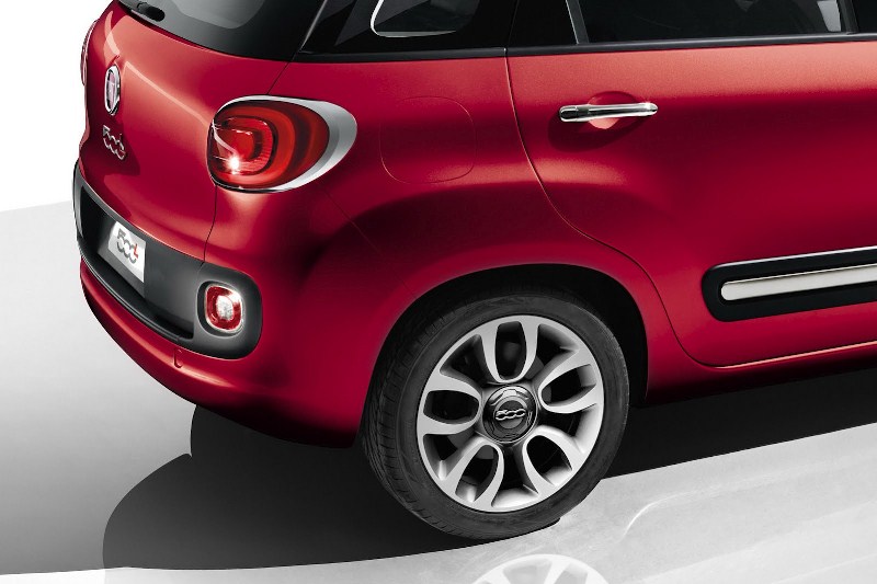 Fiat-500L-14.jpg Fiat-500L-14.jpg