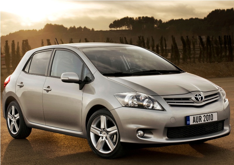 Toyota_Auris_3.jpg