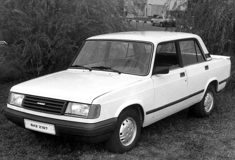 lada_2107_11.jpg