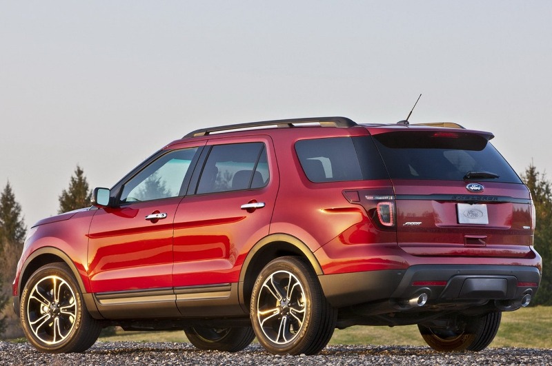 2013-Ford-Explorer-Sport-4.jpg