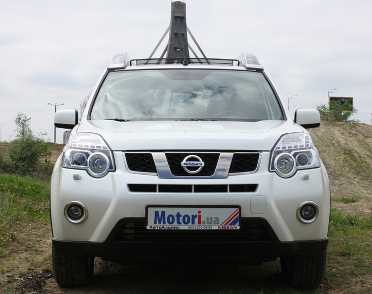 Nissan_X-Trail_13.JPG