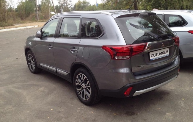 Mitsubishi Outlander