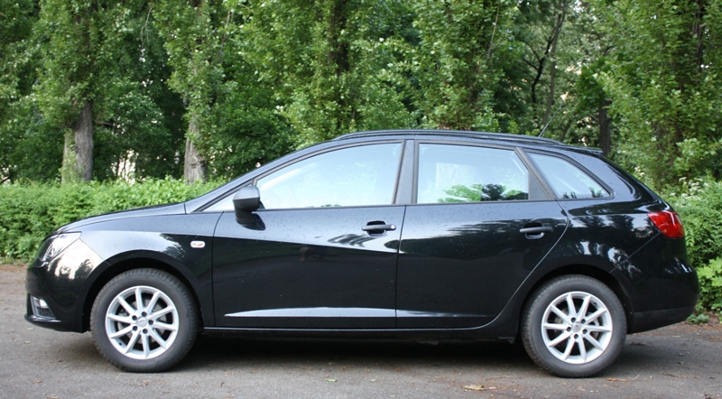 Seat_Ibiza_ST_30.JPG