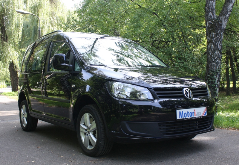 Volkswagen_Caddy_4Motion_06.JPG