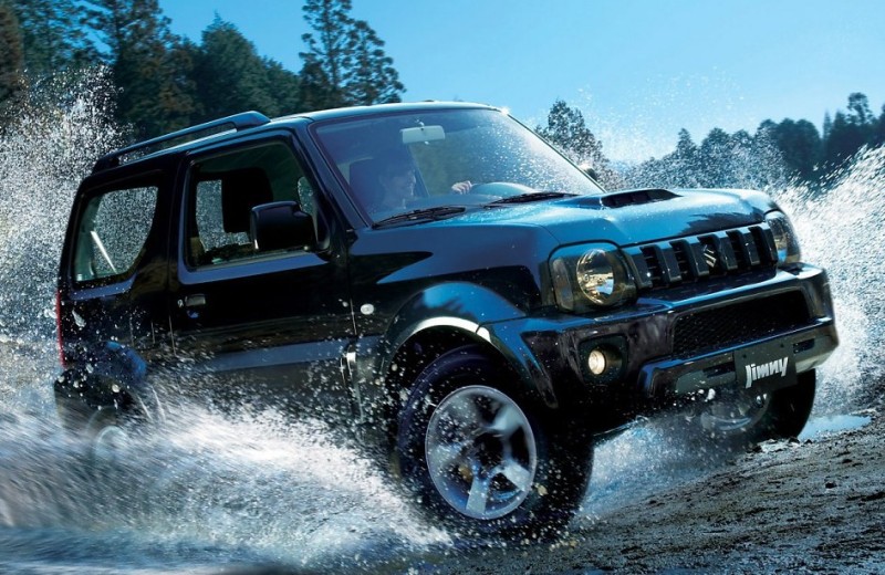 Suzuki_Jimny_08.jpg