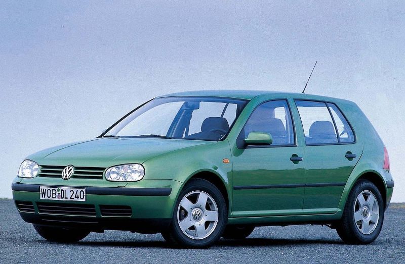 volkswagen_golf_1.jpg