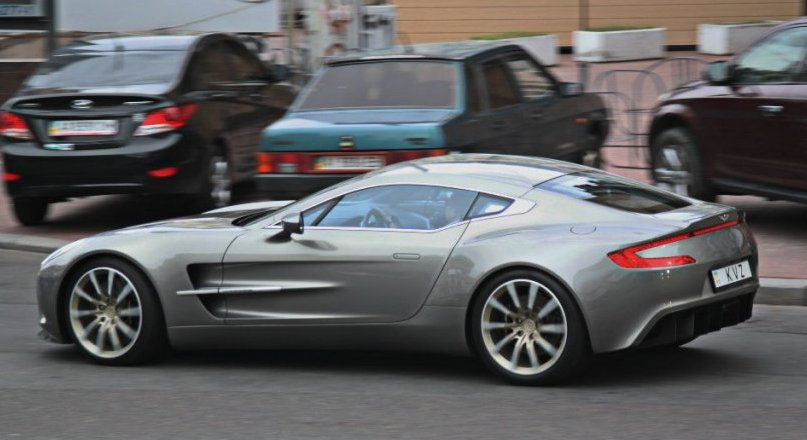 aston-martin-one-77-c215614072013184015_3.jpg aston-martin-one-77-c215614072013184015_3.jpg