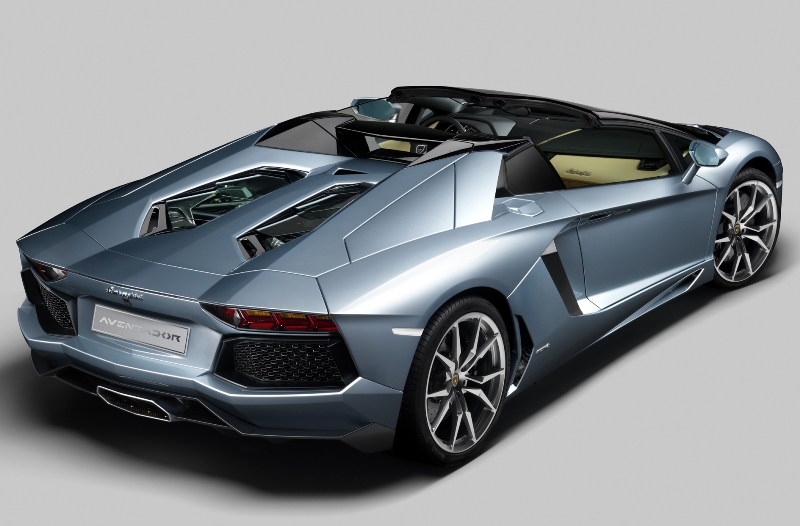 lamborghini_aventador_lp700-4_roadster_08.jpg