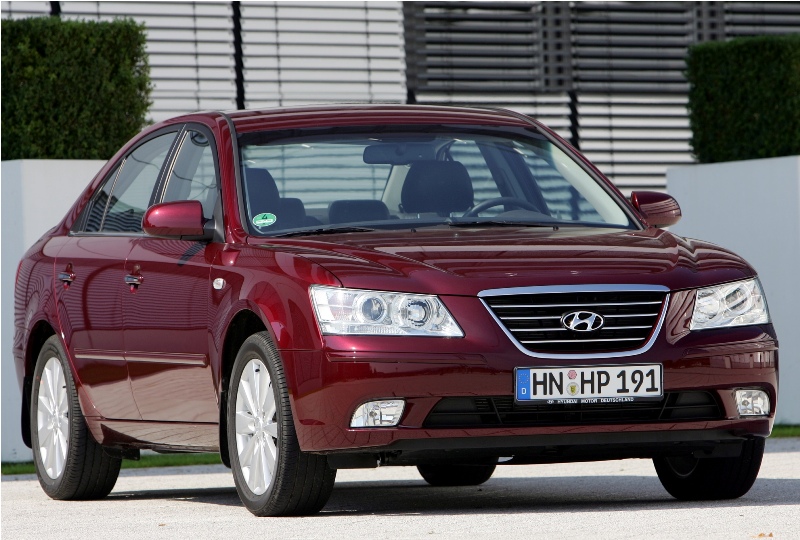 hyundai_sonata_01.jpg