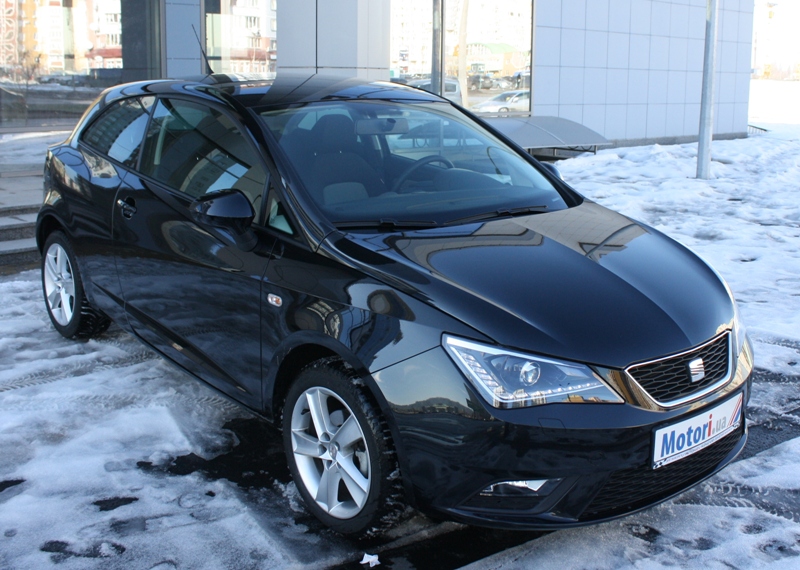 Seat_Ibiza_SC_03.JPG