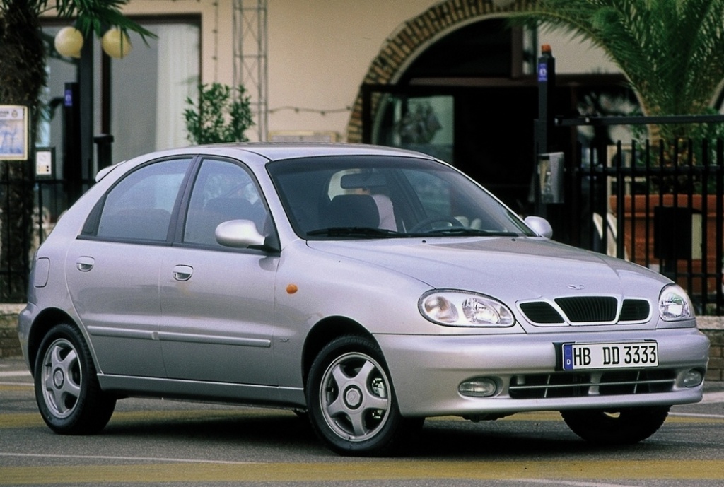 daewoo_lanos_04.jpg