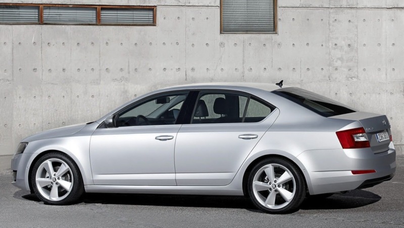 2013-Skoda-Octavia_4.jpg