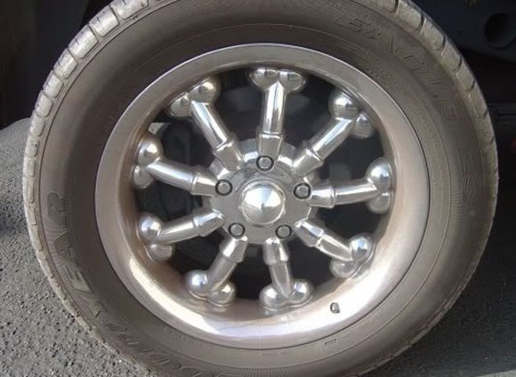 Weird_Rims_3.jpg