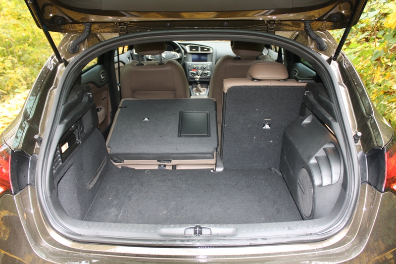 DS4_Interior_03.JPG