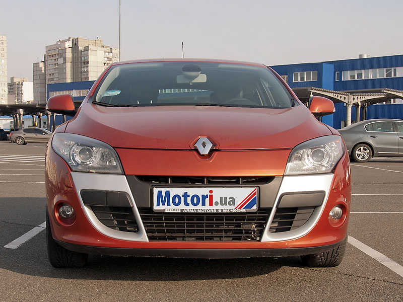 Renault Megane Coupe14.jpg