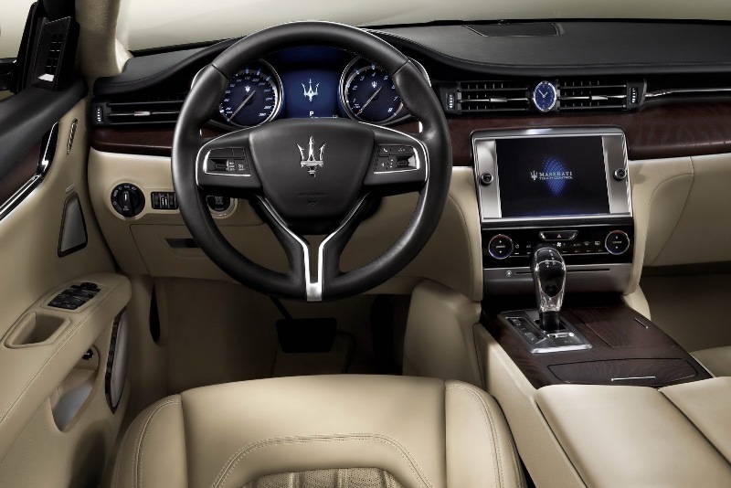 Maserati-Quattroporte_03.jpg Maserati-Quattroporte_03.jpg