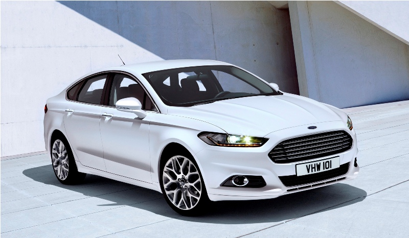 Ford_Mondeo_13.jpg