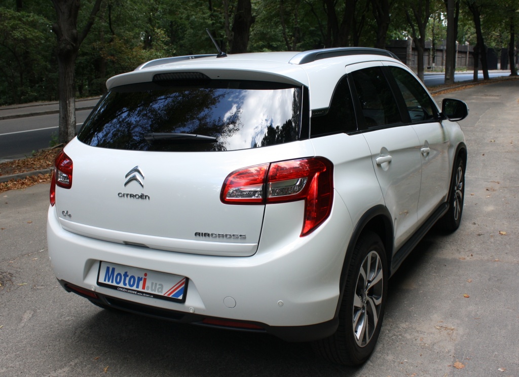 Citroen_C4_Aircross_16.JPG