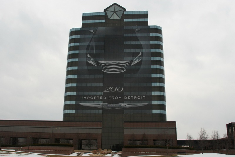 chrysler-head-office-2.jpg