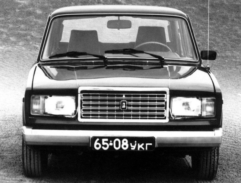 lada_2107_10.jpg