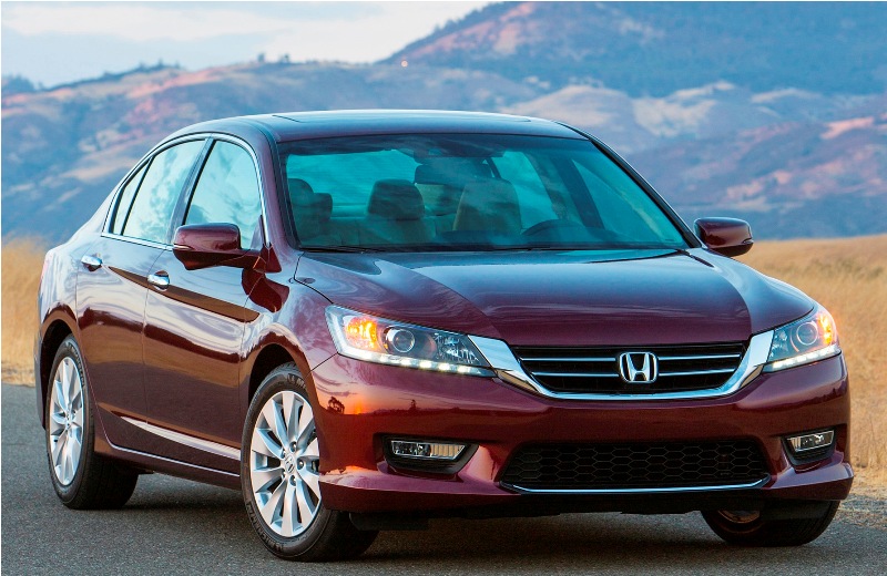 honda_accord_2013_08.jpg