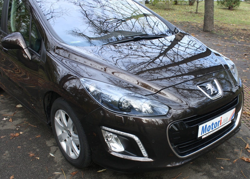 Peugeot_308_Auto_02.JPG