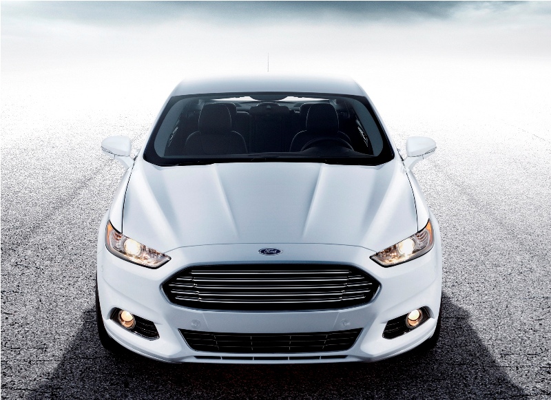 Ford_Mondeo_01.jpg Ford_Mondeo_01.jpg