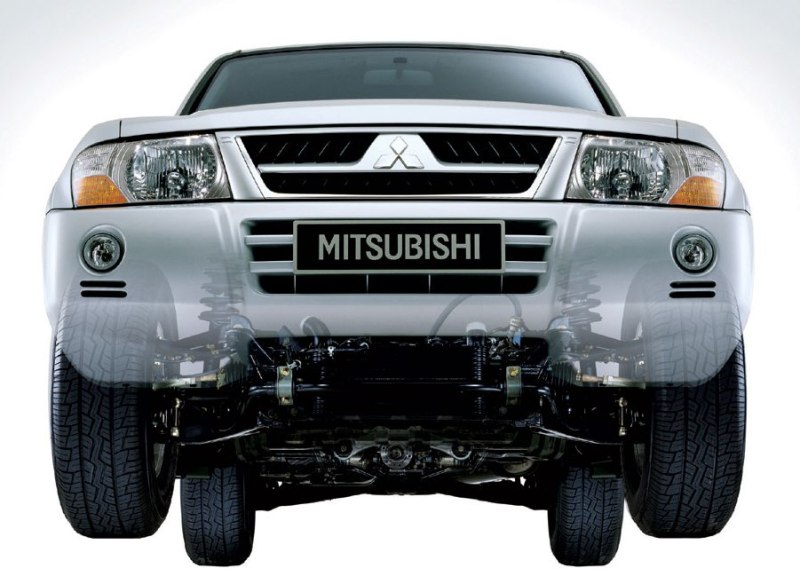 mitsubishi_pajero_11.jpg