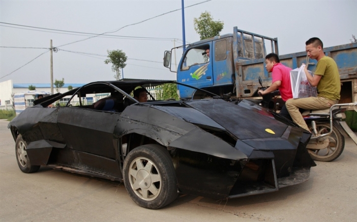 Chinese-Farmer-Builds-Lamborghini-Reventon-Replica.jpg Chinese-Farmer-Builds-Lamborghini-Reventon-Replica.jpg