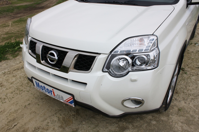 Nissan_X-Trail_04.JPG